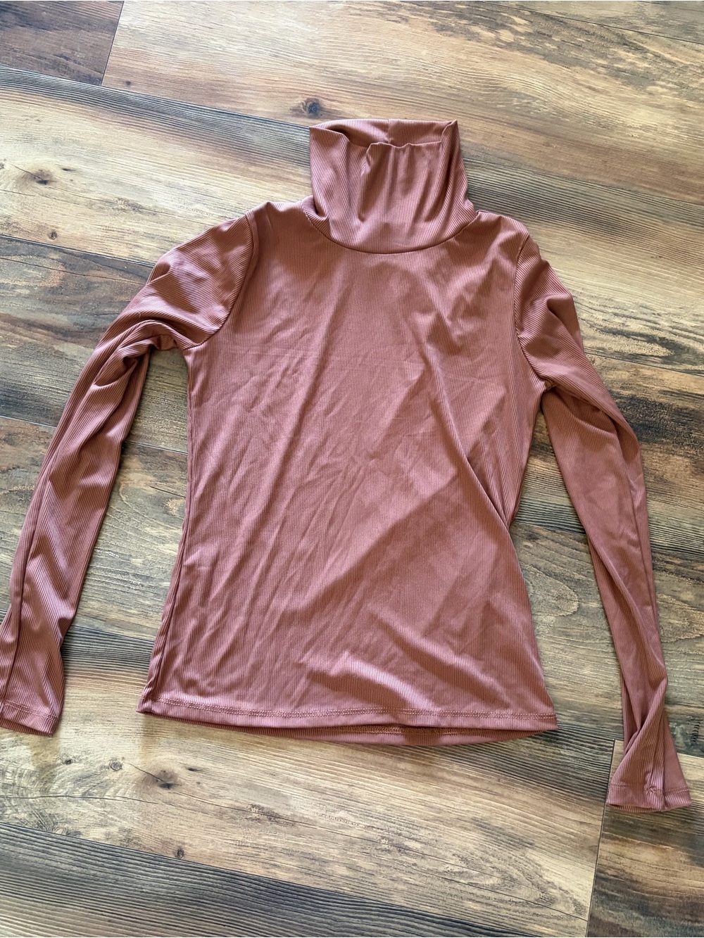 Essential Long Sleeve Turtleneck Top in Dusty Rose